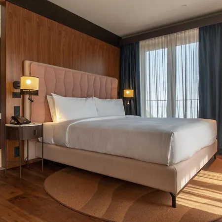 Отель Keight Opatija, Curio Collection By Hilton